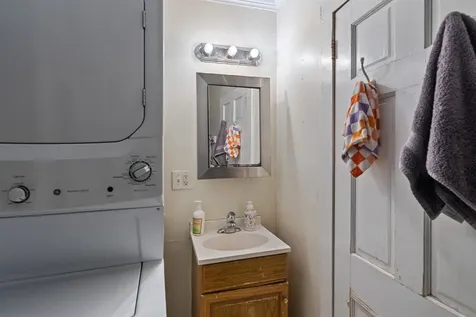 32 Washington Street Burlington VT 05401