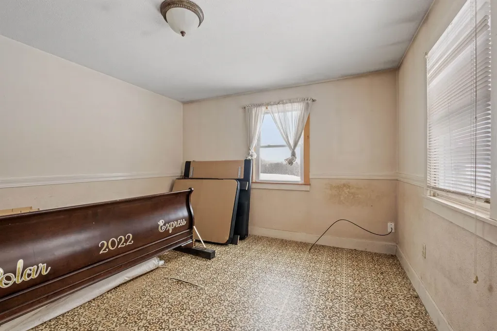 37 March Road Sanbornton NH 03269