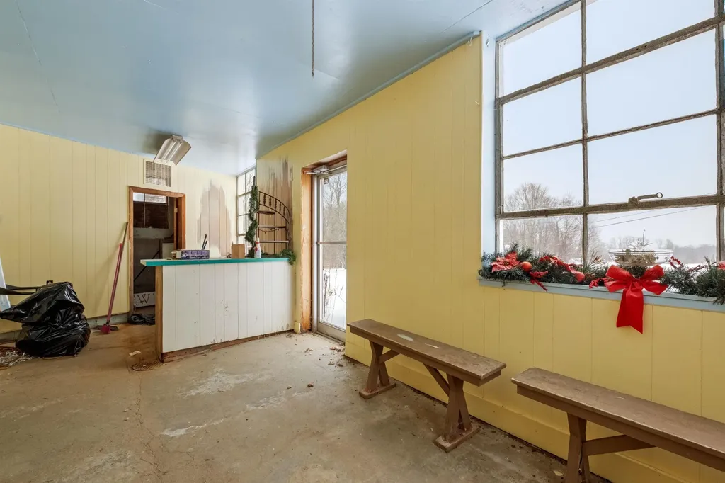 37 March Road Sanbornton NH 03269