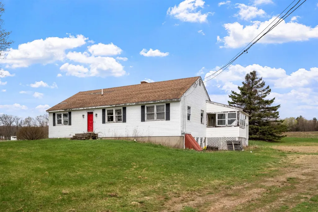 37 March Road Sanbornton NH 03269