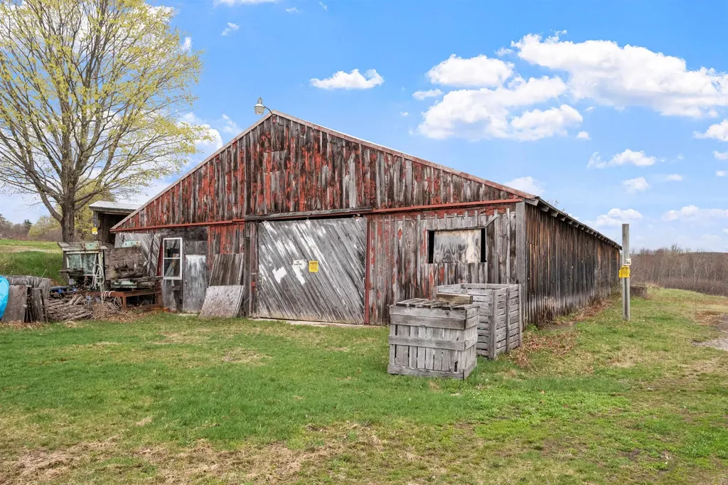 37 March Road Sanbornton NH 03269