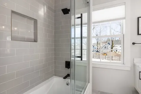 426 Islington Street Portsmouth NH 03801