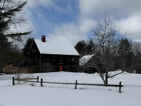 10 Meadowbrook Road Grantham NH 03753