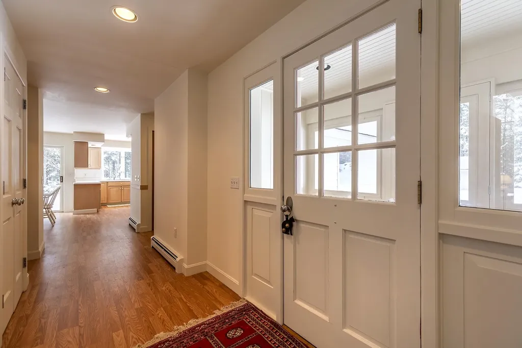 573 Middletown Road Londonderry VT 05148