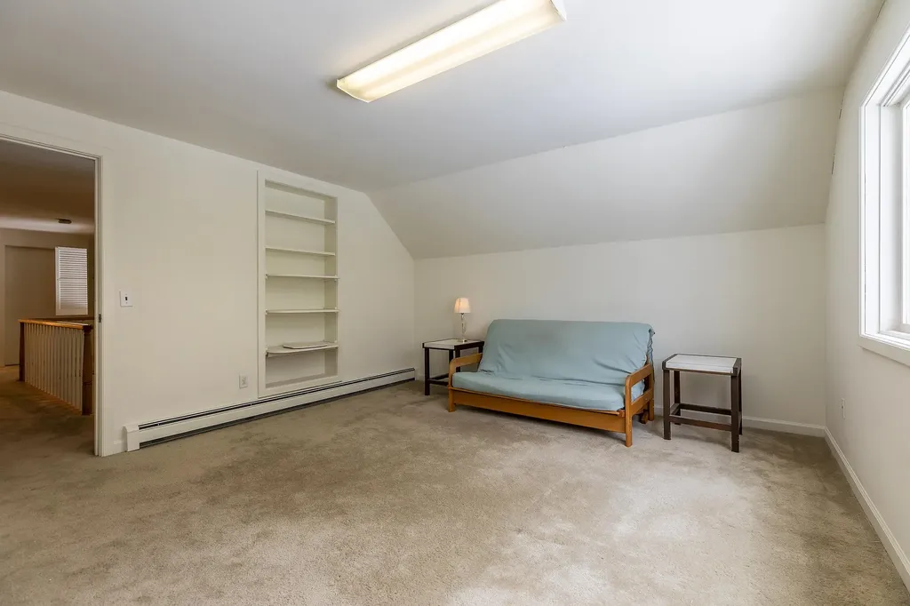 573 Middletown Road Londonderry VT 05148