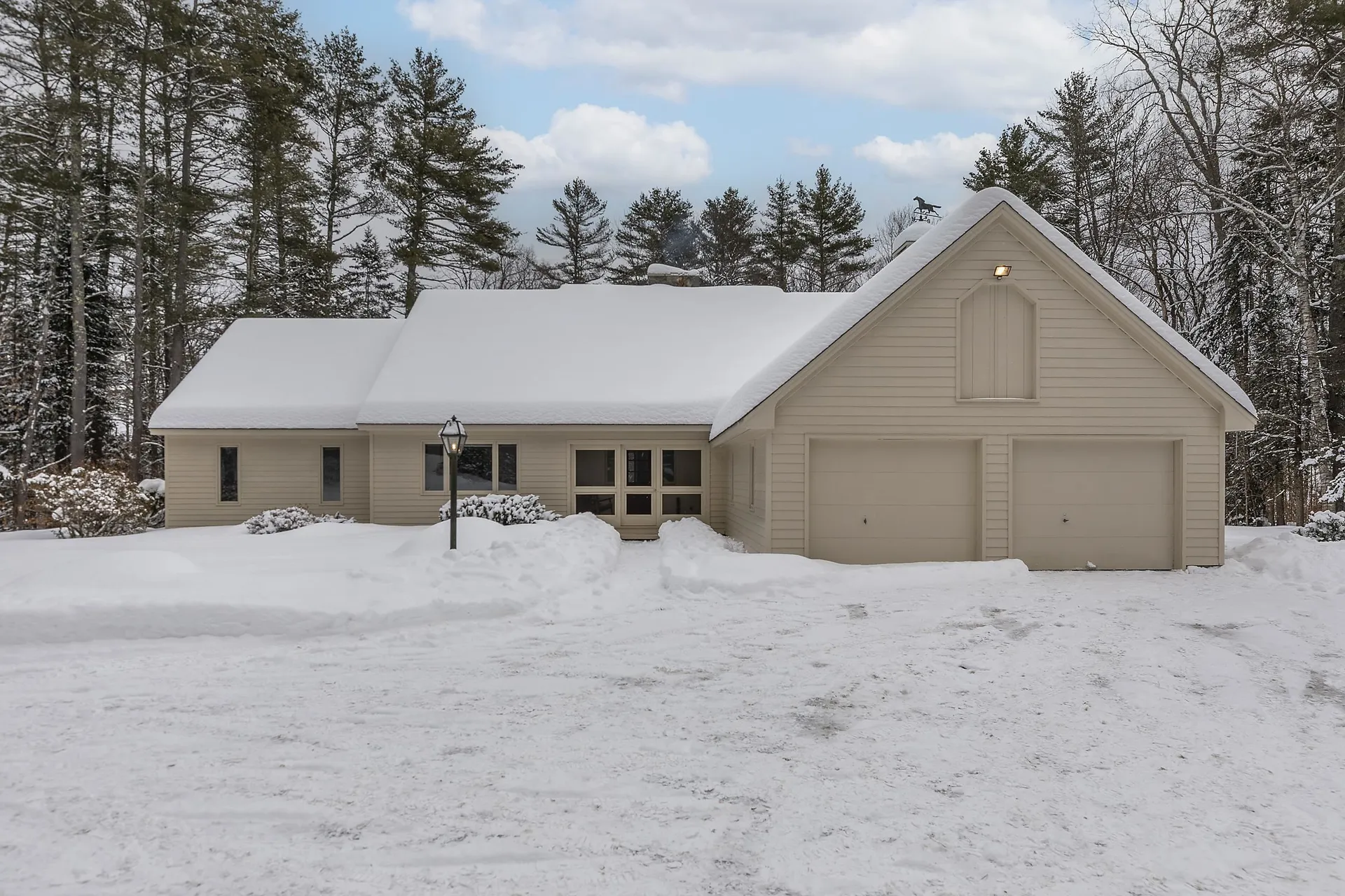 573 Middletown Road Londonderry VT 05148
