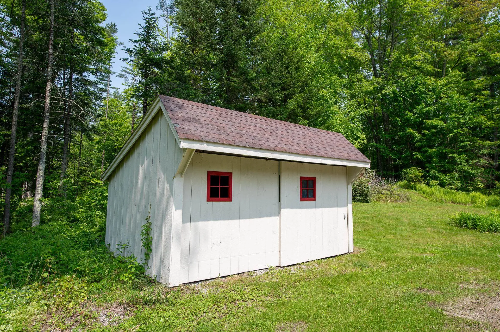 573 Middletown Road Londonderry VT 05148