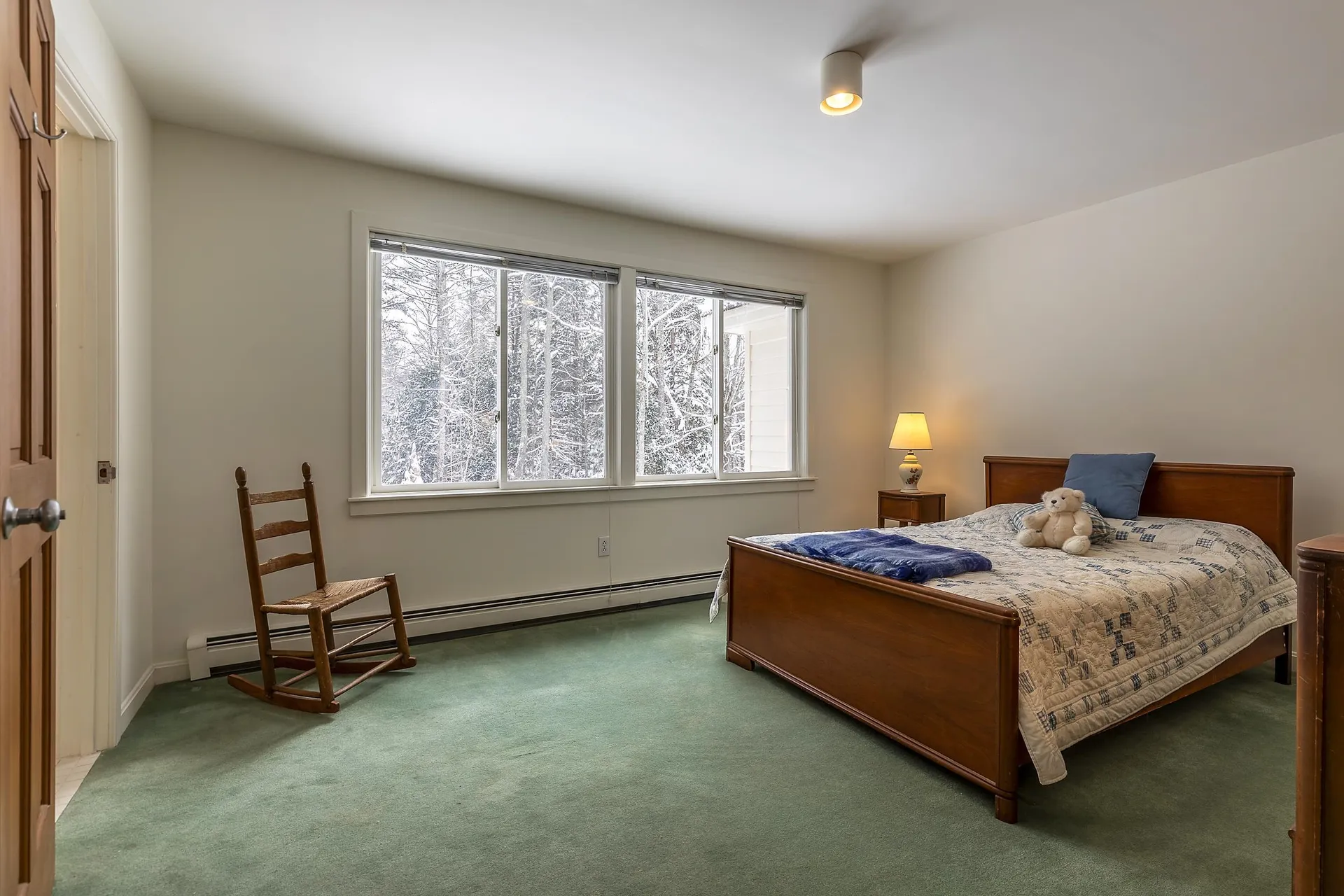 573 Middletown Road Londonderry VT 05148