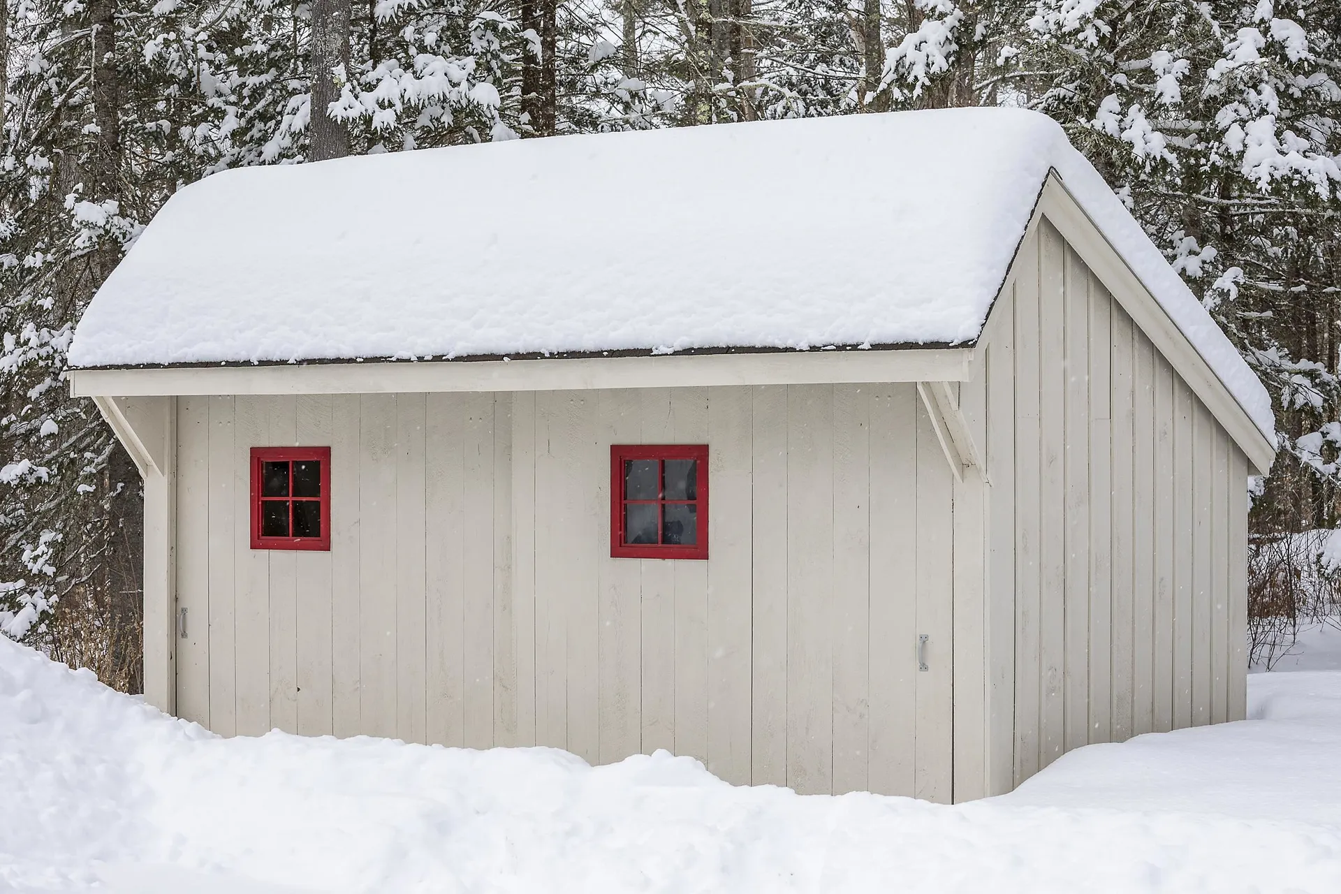 573 Middletown Road Londonderry VT 05148