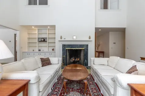 573 Middletown Road Londonderry VT 05148