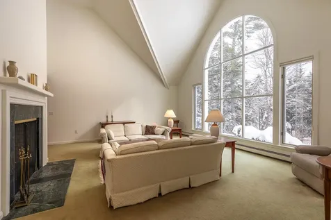 573 Middletown Road Londonderry VT 05148