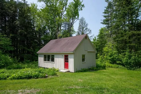 573 Middletown Road Londonderry VT 05148