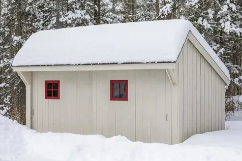 573 Middletown Road Londonderry VT 05148