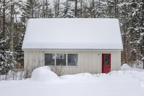 573 Middletown Road Londonderry VT 05148