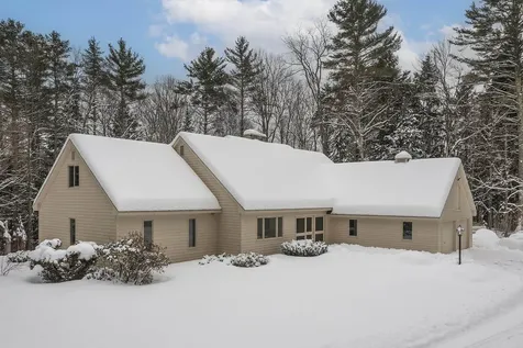 573 Middletown Road Londonderry VT 05148