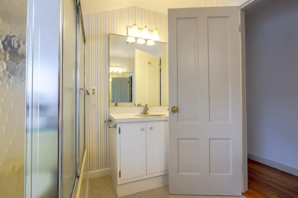 340 Main Street Hopkinton NH 03229