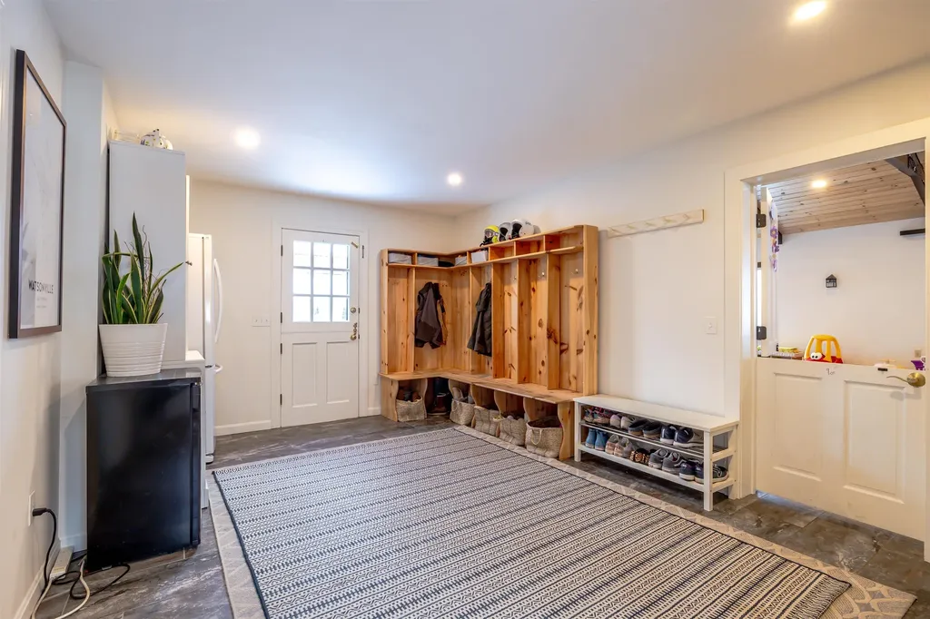 340 Main Street Hopkinton NH 03229