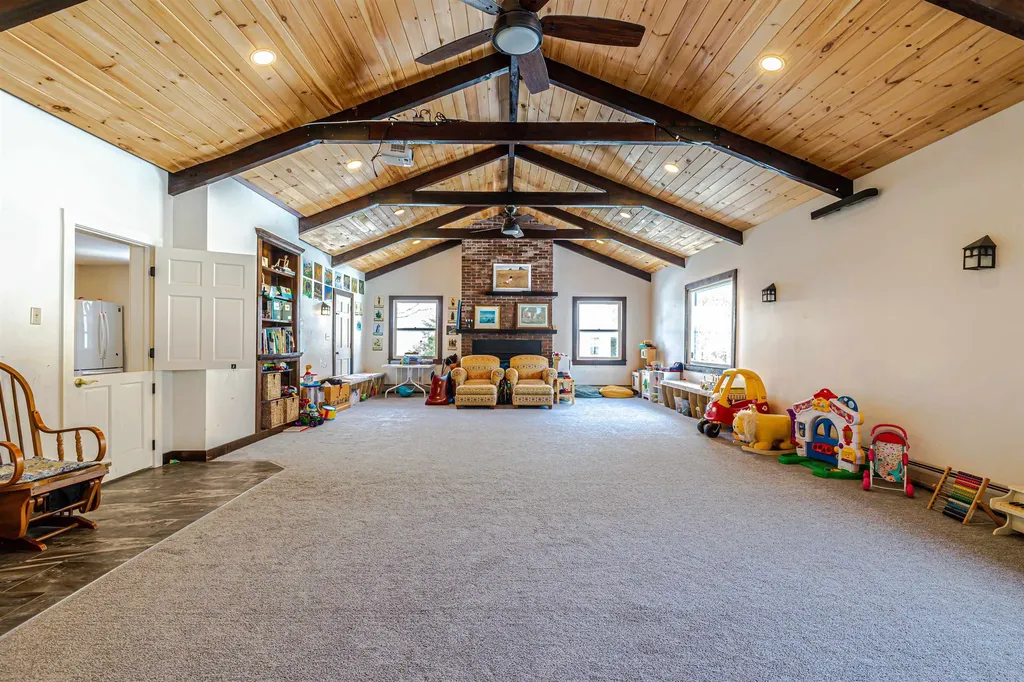 340 Main Street Hopkinton NH 03229