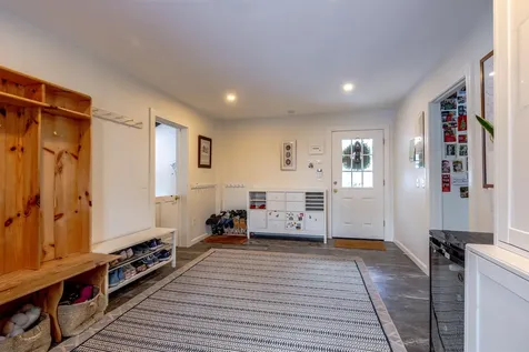 340 Main Street Hopkinton NH 03229