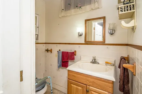 84 Grange Road Lancaster NH 03584