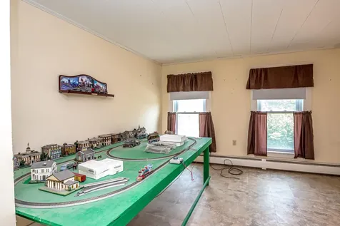 84 Grange Road Lancaster NH 03584