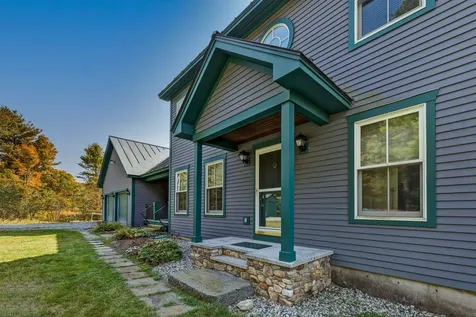 1610 Cape Moonshine Road Piermont NH 03779