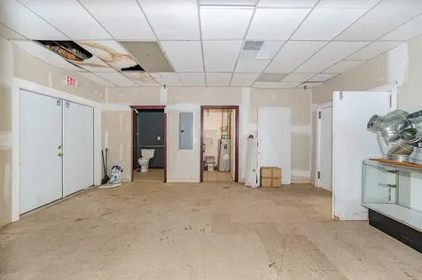 295 Daniel Webster Highway Nashua NH 03060