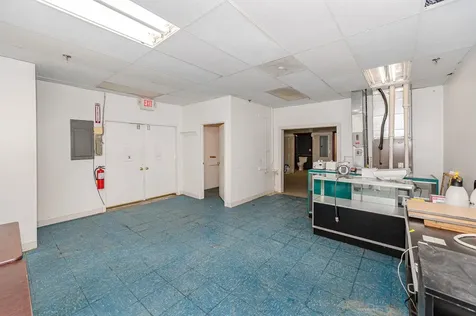 295 Daniel Webster Highway Nashua NH 03060