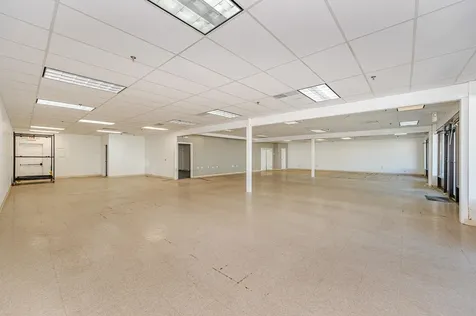 295 Daniel Webster Highway Nashua NH 03060