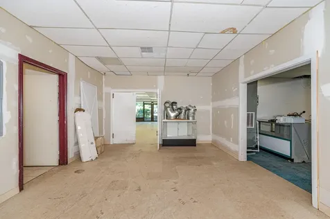 295 Daniel Webster Highway Nashua NH 03060