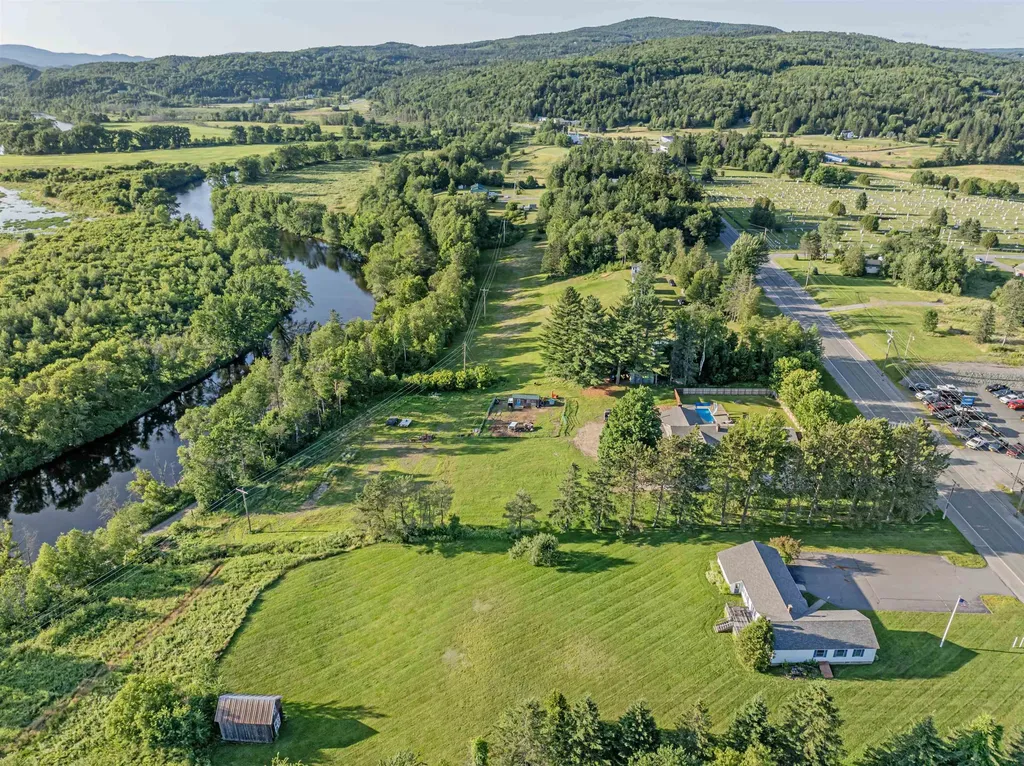 251 Main Street Colebrook NH 03576