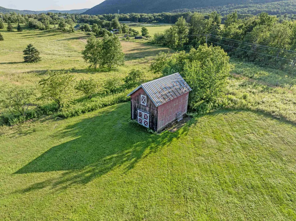 251 Main Street Colebrook NH 03576