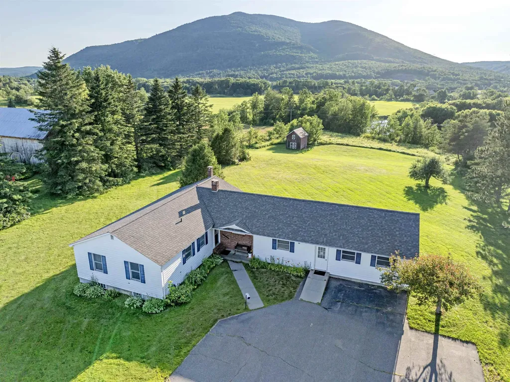 251 Main Street Colebrook NH 03576