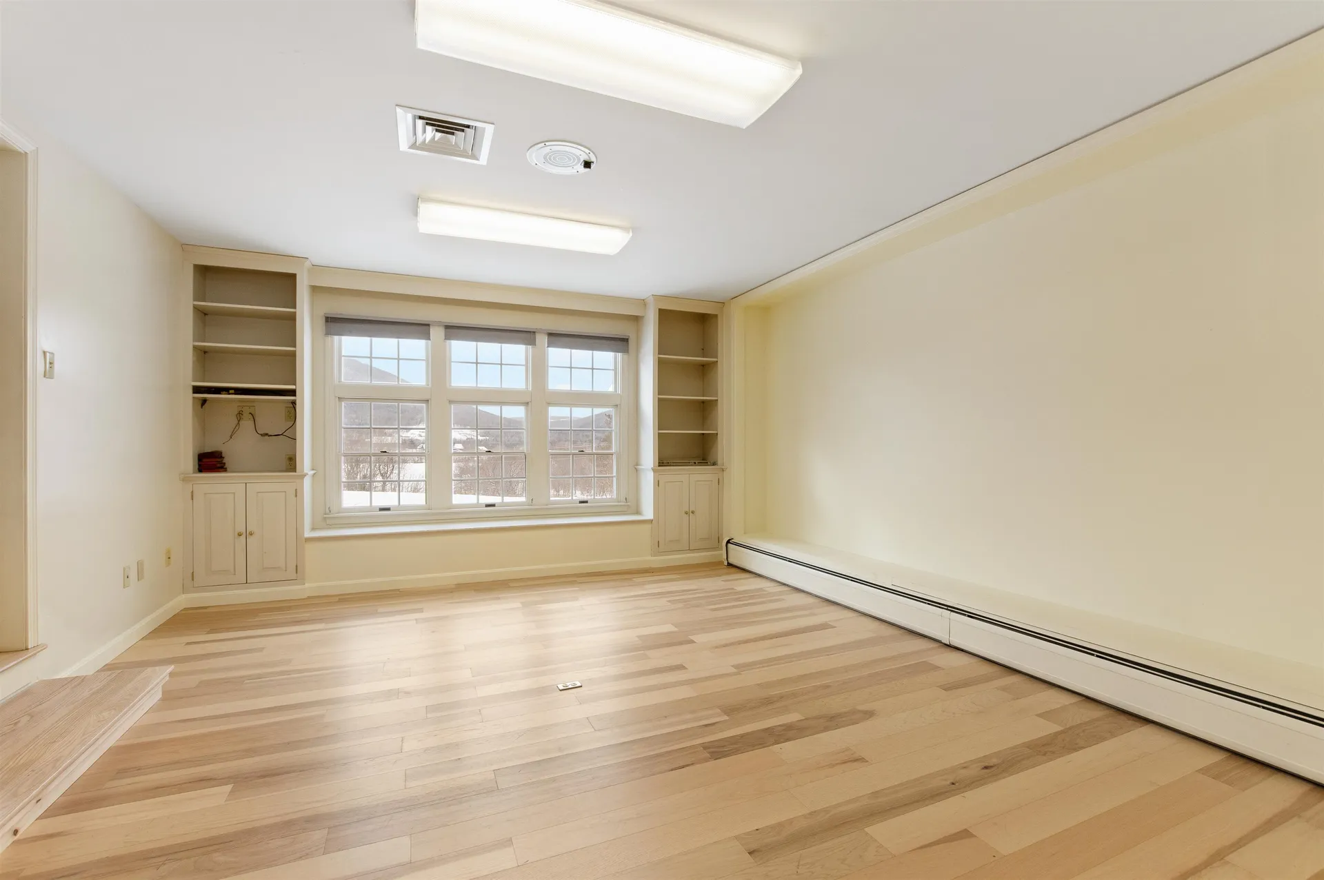 251 Main Street Colebrook NH 03576