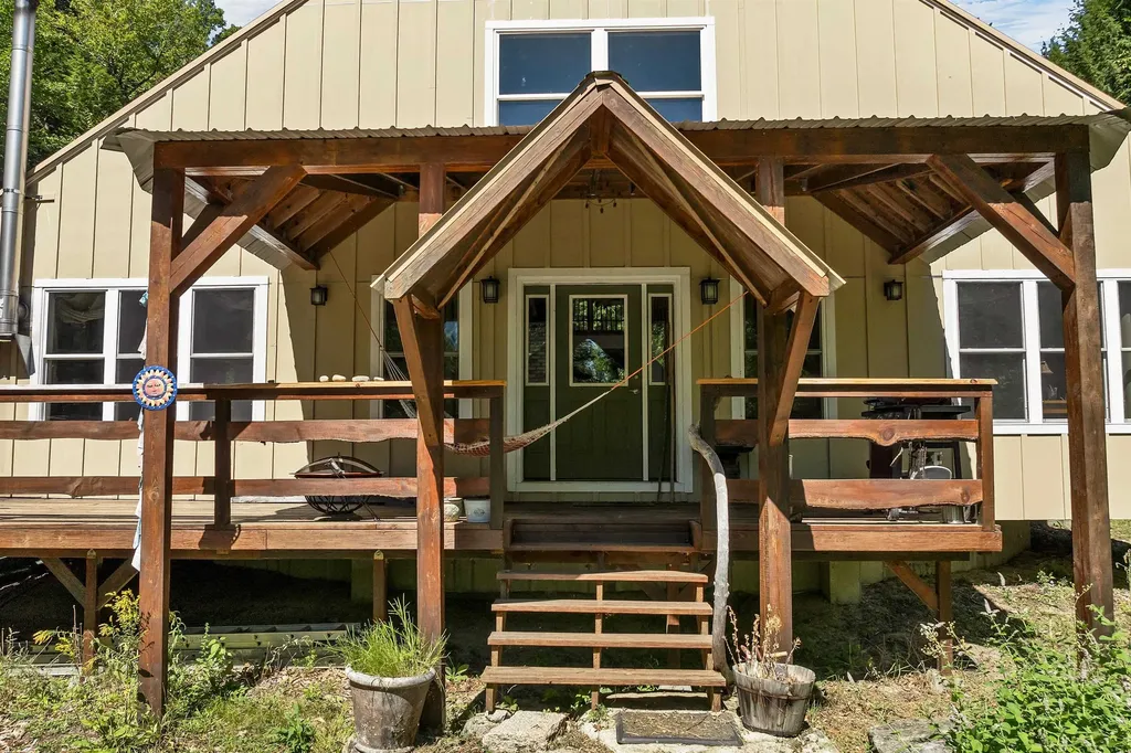 94 Province Brook Estates Road Chatham NH 03813