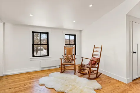 1234 Pucker Street Stowe VT 05672