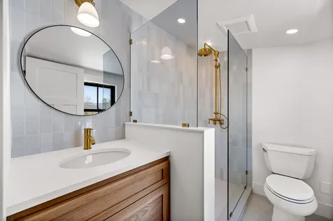 1234 Pucker Street Stowe VT 05672