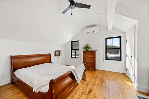 1234 Pucker Street Stowe VT 05672