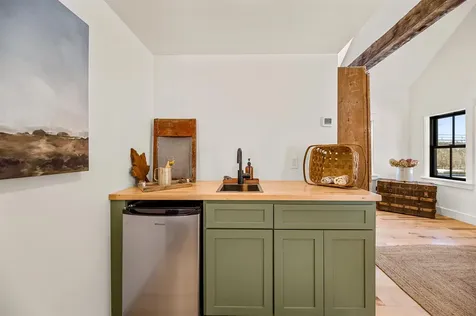 1234 Pucker Street Stowe VT 05672