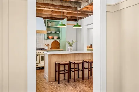 1234 Pucker Street Stowe VT 05672