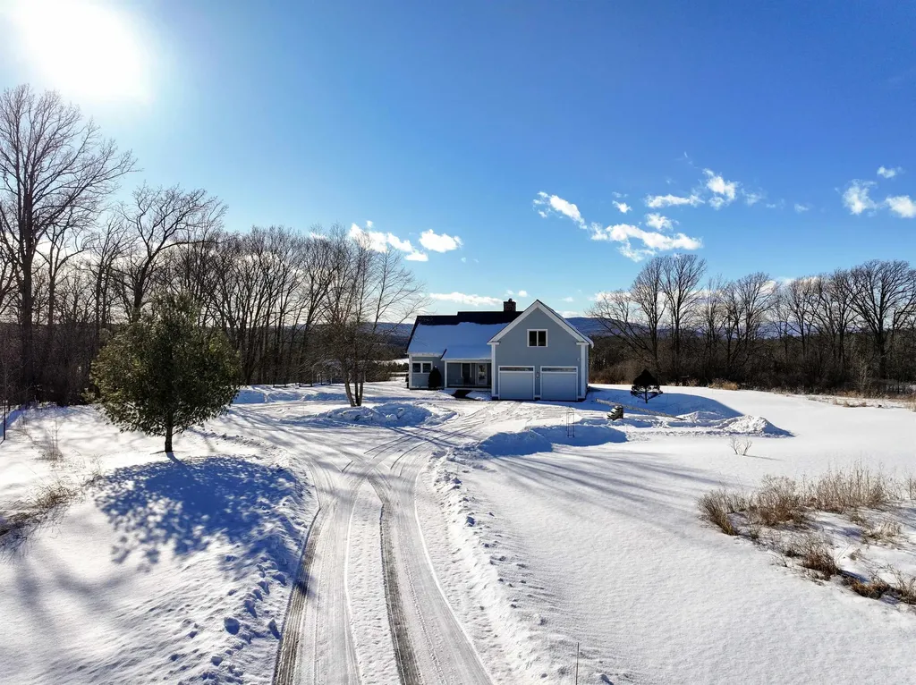 606 Dog Team Road New Haven VT 05472