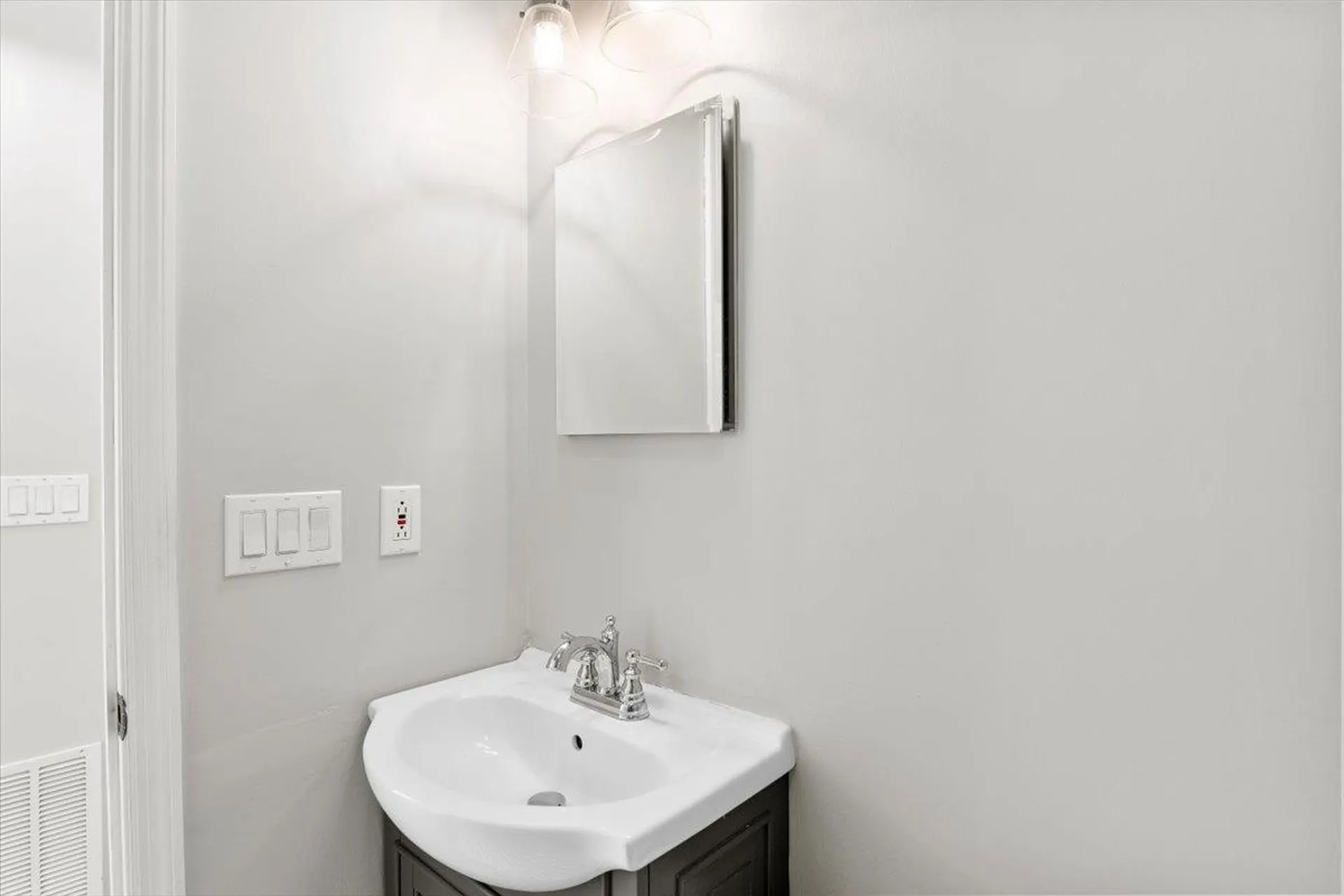 102 Mccormick Lane Sunderland VT 05250