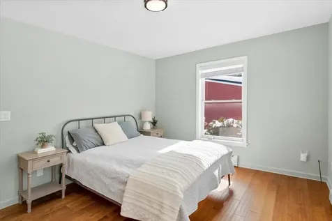 102 Mccormick Lane Sunderland VT 05250