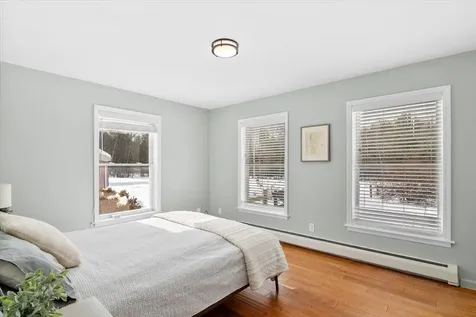 102 Mccormick Lane Sunderland VT 05250