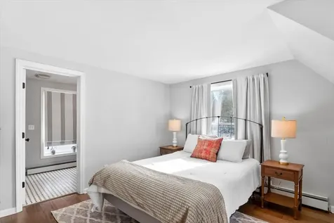 102 Mccormick Lane Sunderland VT 05250