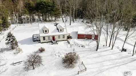 102 Mccormick Lane Sunderland VT 05250