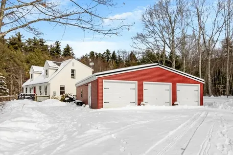 102 Mccormick Lane Sunderland VT 05250