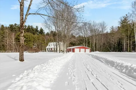 102 Mccormick Lane Sunderland VT 05250