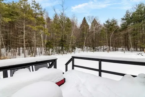 102 Mccormick Lane Sunderland VT 05250