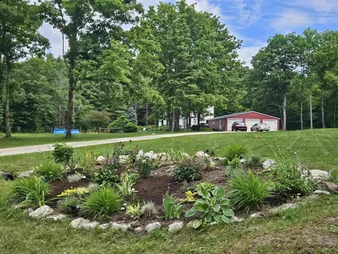 102 Mccormick Lane Sunderland VT 05250